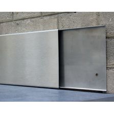 Plinthe de protection décorative en INOX et 100% personnalisable