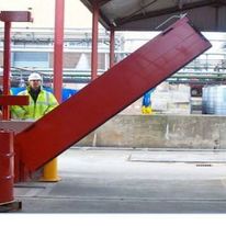 Barrière pivotante anti-inondation et rétention de pollution | BP