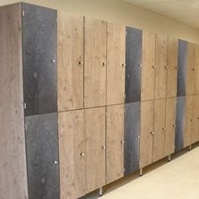 Vestiaire de 3 ou 4 casiers par colonne | Vestiaires Saniclips