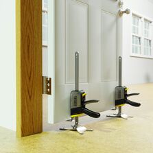 Outil d'aide au levage et à la mise à niveau de menuiseries lourdes | Tradelift