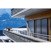 Brise-soleil orientable métallique à lamelles reliées | MV 90 