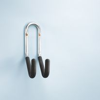 Crochet 1 vélo mural gainé 