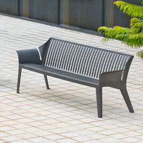 Banc extérieur en acier à lames verticales | Vancouver