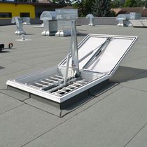 Exutoires de fumées simple vantail pour toitures étanchées | Ecofeu 160/ 160 HPA