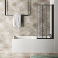 Pare baignoire pivotant verre clair 3 mm barrettes verticales en aluminium | LOFT