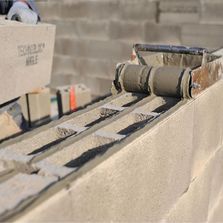 Bloc béton à joints minces avec modules  | Technibloc