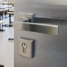 Poignée de porte intérieure carrée | Stockholm - SC4001B