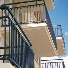 Garde-corps aluminium à barreaudage personnalisable | Garde-corps Retral