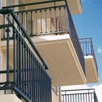 Garde-corps aluminium à barreaudage personnalisable | Garde-corps Retral