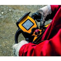 Grue à mât télescopique pour montage automatisé multiconfigurations | HUP 32-27