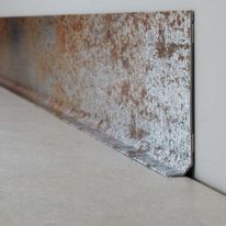 Plinthe décorative en PVC recyclé | Full Metal