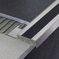 Profilé pour escaliers | CERFIX PROSTEP SIX en acier inoxydable avec bandes antidérapantes