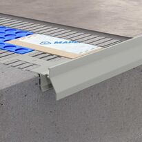 Profilé de drainage pour balcons et terrasses | CERFIX PROTEC CPCVD/30 en aluminium avec système d’évacuation renforcé