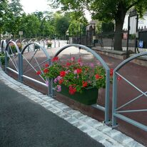 Barrière jardinière | Barrière jardinière Horizon en acier galvanisé avec jardinière intégrée