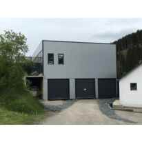 Bâtiment industriel fermé et isolé avec acrotère de 620m²