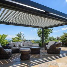 Nouvelle Pergola Bioclimatique Aluminium et fermetures latérales