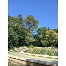 Margelle en béton Montpellier aux arêtes arrondies