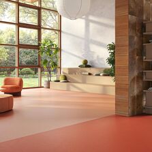 Sol en linoleum biosourcé intégrant 36 % de matériaux recyclés | Collection Lino Materiale