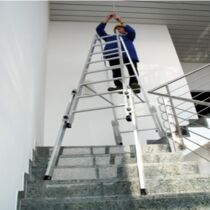 Echelle double en aluminium | GENTNER ET FILS