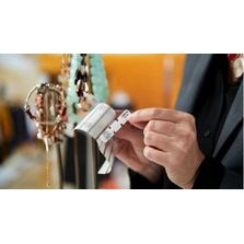 Etiquettes synthétiques spécialisées