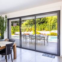 Baie coulissante aluminium 70 mm à performances énergétiques optimisées | CUZCO - Série 712