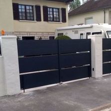 Portail battant alu à lames | Extra-larges