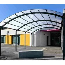 Préau adossé déporté pour établissements scolaires | ABRIS ARCHETYPE