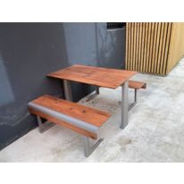  Table design avec banquettes détachées - TA 730 CP-4 | Ligne : Tonka 