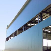 Panneaux métalliques autoportants pour bardages et cloisons | CASTOWALL