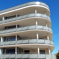 Garde-corps aluminium à remplissage axé | Feria