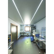 Plafond tendu associé à un système de traitement de l'air et climatisation | Barrisol Clim featuring Carrier products
