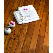 Parquet massif avec joint pour pièces humides | Teck FSC