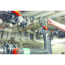 Destructeur de chloramines pour piscines publiques | Dechloraminateur UV