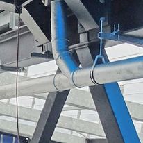 Réseaux d’évacuation, siphons et caniveaux pour stade, gymnase et complexe sportif | BLÜCHER® 