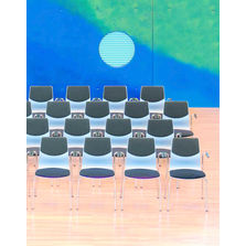 Sièges empilables et raccordables | Desiro