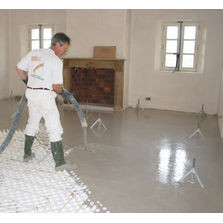 Chape autonivelante pour plancher chauffant-rafraîchissant | La chape liquide