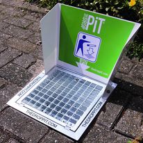 Conteneur enterré pour la collecte des petits déchets | The Droppit