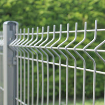 Clôture rigide en acier pour la protection de différents sites | Aquilon 55 Premium