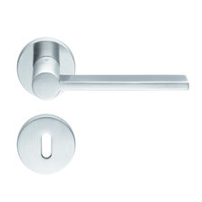 Poignée de porte droite en laiton | Tool