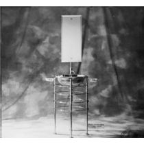 Ensemble lavabo sur structure tubulaire | Lola Herzburg