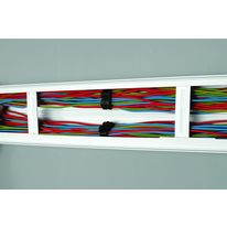 Goulotte PVC à agrafes ou compartiments | Viadis