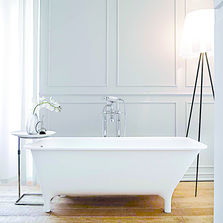 Baignoire sur pieds aux lignes adoucies | Morphing