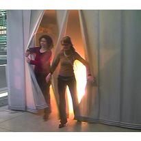 Ecran de cantonnement pour issue de secours ou passage handicapé | Stripecoil