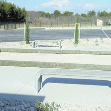 Gamme de mobilier urbain en béton fibré | On the road