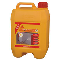 Agent de démoulage différé en émulsion d'huile végétale | Sika Décoffre Emulsion Végétale