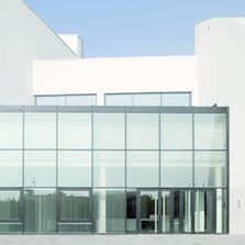 Portes en aluminium adaptées aux PMR | Soleal Portes