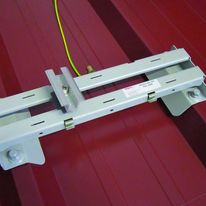 Profils de liaison entre toiture métallique et modules photovoltaïques | Profildis 350