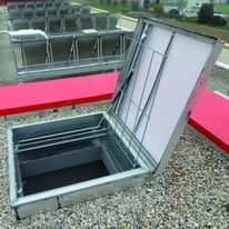 Lanterneau de désenfumage pour cage d’escaliers | Ecofeu 110 SCE