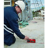 Niveau laser télécommandé pour implantation à 90° | Leica Lino ML180