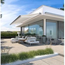 Stores banne coffre pour espace extérieur | QUBICA PLUMB